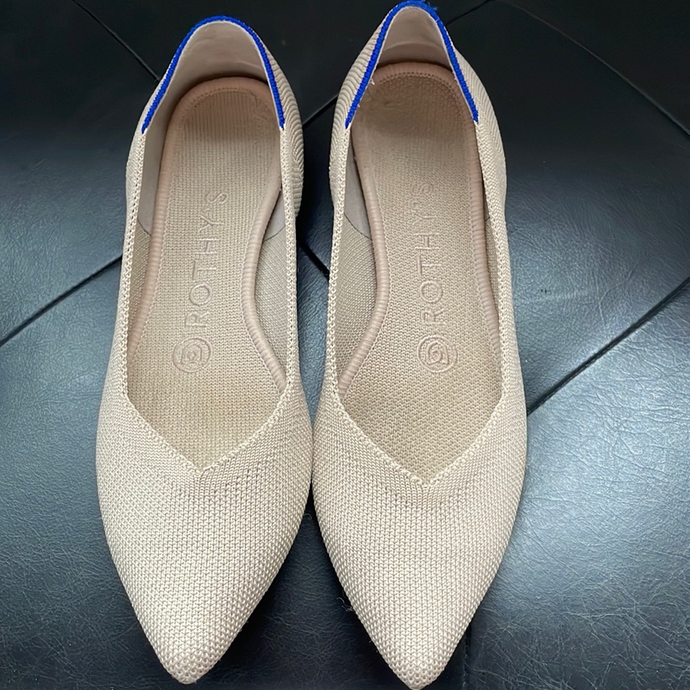 Ecru Rothy’s Points Size 6